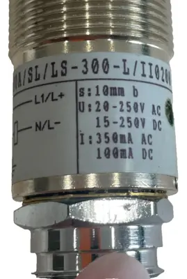 NEW IFM EFECTOR IIA2010LABOA /SL/LS-300-L/II0200 SENSOR IIA2010LABOA/II0200