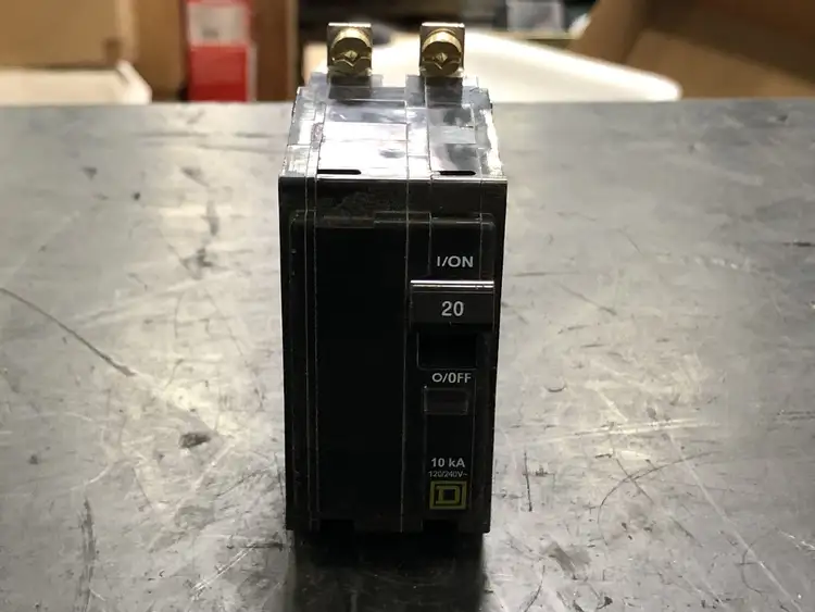 Used SQUARE D QOB220 Switchgears British Columbia CA | Lenmark #294461
