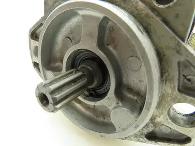 Used KYB _UNKNOWN_ Hydraulic Pumps | Arrow Industrial #619195