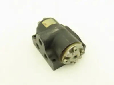 ARO Ingersoll Rand K213PS Directional Control Valve 3/8"NPT 5-Port 4-Way 2-Pos