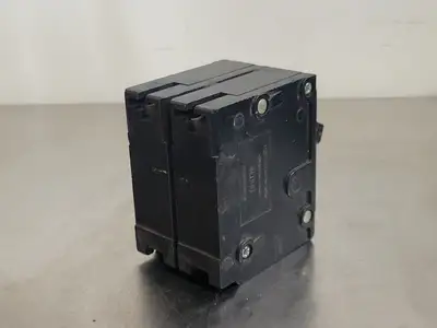 15 Amp, 2 Pole, 120/240 volts Circuit Breaker