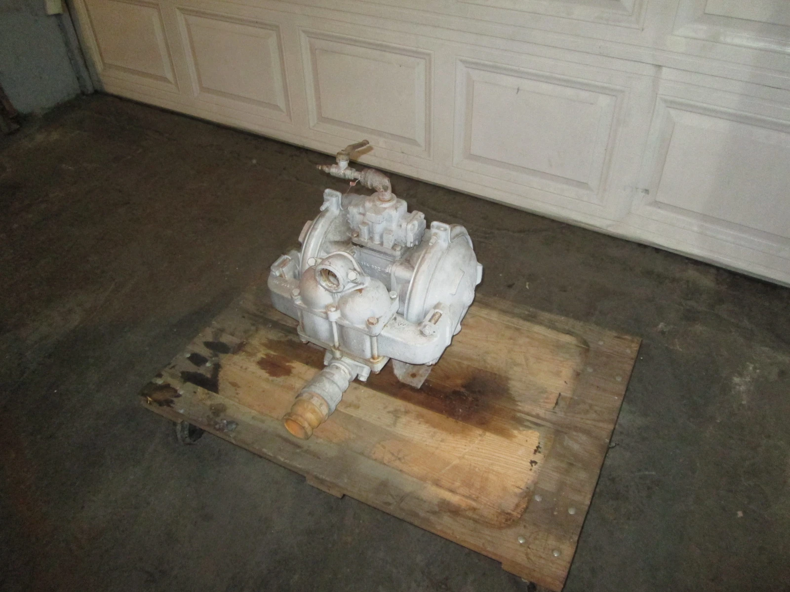 1.5" Sandpiper Double Diaphragm Pump