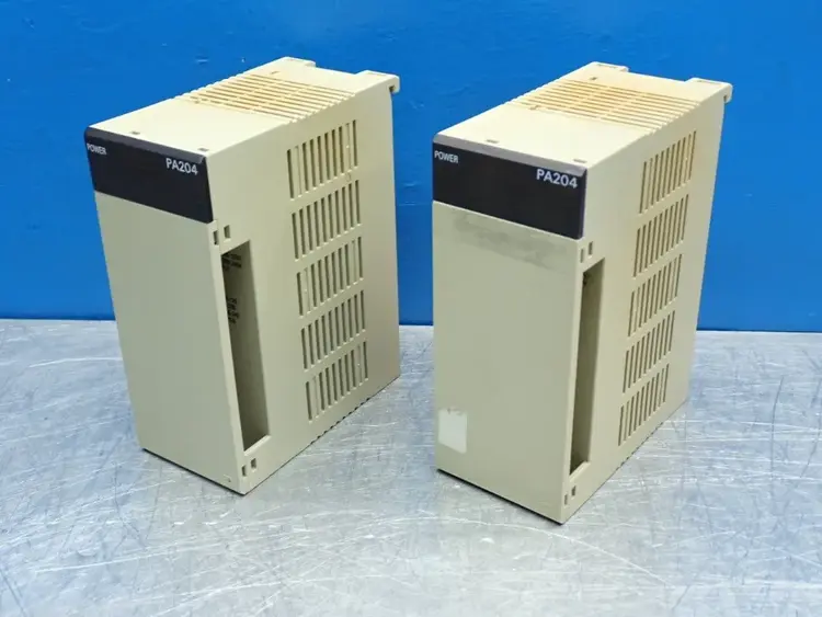 Used OMRON C200HWPA204 Power Supplies | HGR 24 #738840