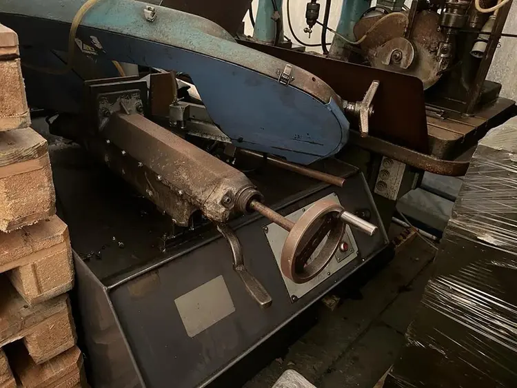 Used 1999 PILOUS ARG 230 Horizontal Band Saws CZ | Amaron s.r.o. #1068144