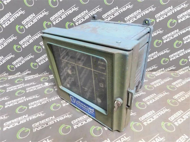 Lakewood Instruments Inc. 211 Conductivity and Timer Controller Used