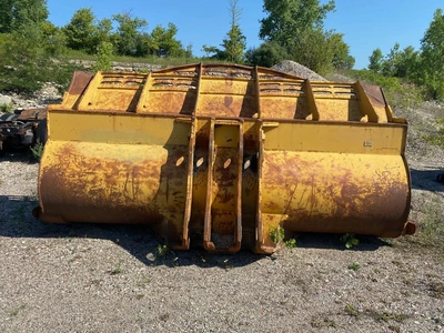 Used 2012 CATERPILLAR 152" SPADE Earth Buckets Wisconsin US | Proxy Equipment #1384993