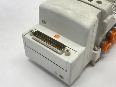 VV5QC11-08N7FD0-D0S | SMC  Pneumatic Manifold Assembly 8-Station - Used
