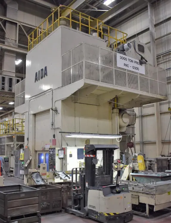 Used 1998 AIDA PK-3000 Knuckle Joint Presses Michigan US | Presses for Industry #403389