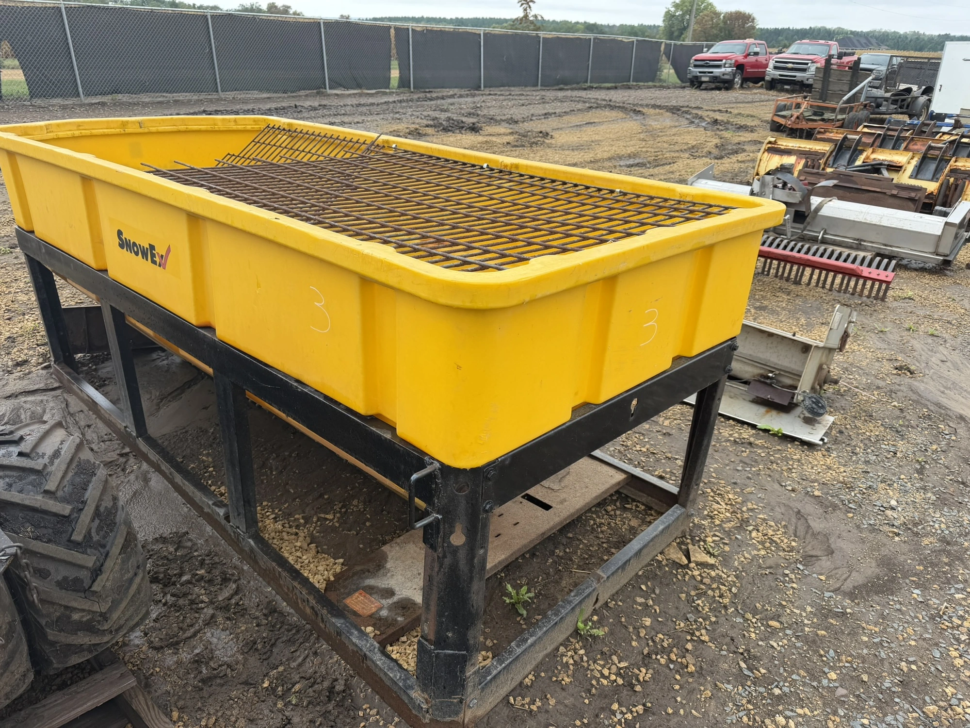 Used _UNKNOWN_ _UNKNOWN_ Dry Spreaders Minnesota US | Miedema Asset Management Group #1444344