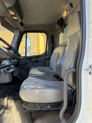 Used 2016 FREIGHTLINER _UNKNOWN_ Box trucks Ohio US | Miedema Asset Management Group #1578140