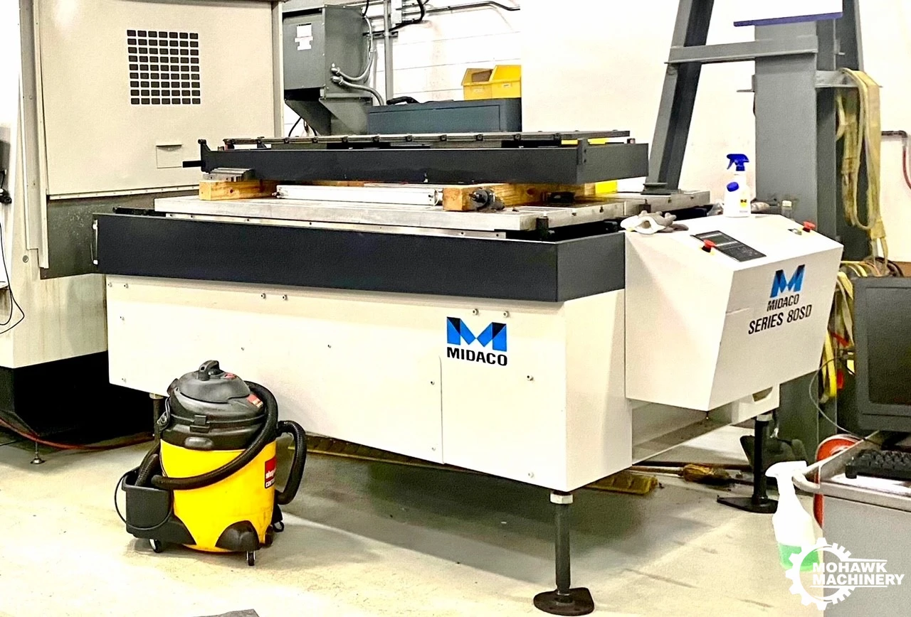 80" x 29" MIDACO"80SD" CNC AUTOMATIC PALLET CHANGER W/(2) END-LOAD ALUMINUM PALLETS