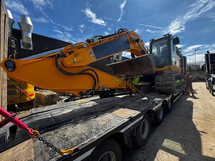 Used 2021 JCB 220XLC Excavators GB | Zadoon Equipment #1480574