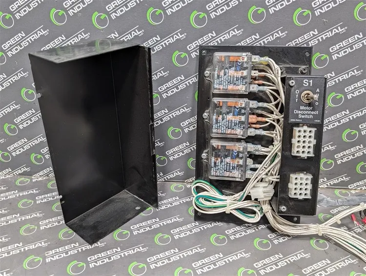 Used ONAN _UNKNOWN_ Switch Parts Wisconsin US | Green Industrial #674054