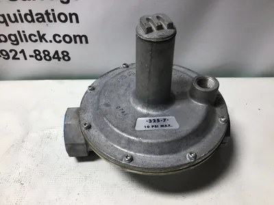 Maxitrol 325 7 L Series Gas  Line Pressure Regulator 1-1/4 Inch
