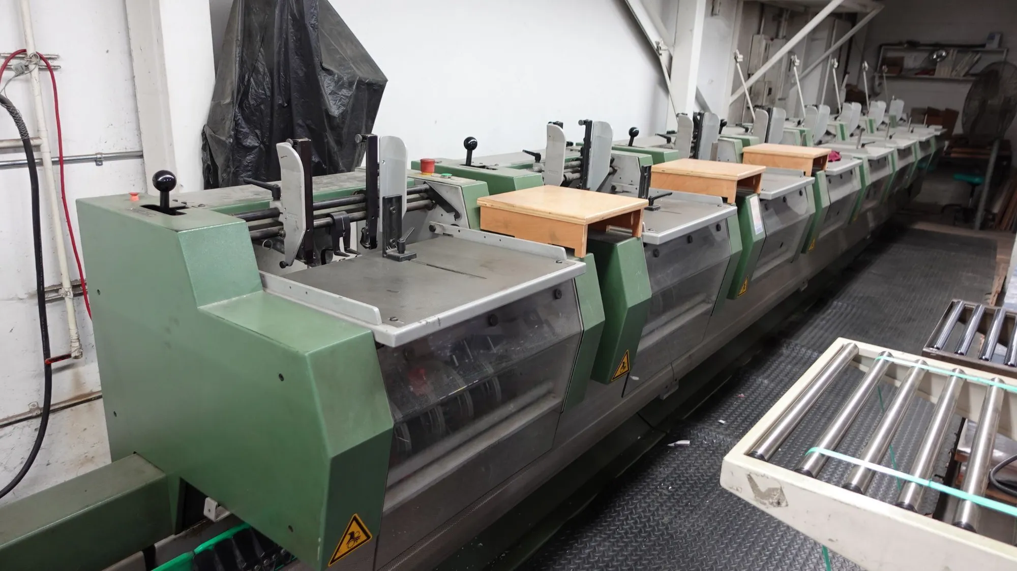 USED 1996 MÜLLER MARTINI 321 Saddle Stitcher