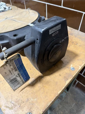 NEW Milwaukee MW323B A14