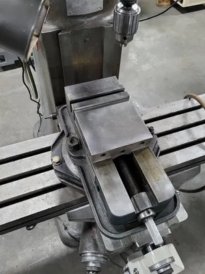 BRIDGEPORT 2 HP Mills, Vertical | Machinery Central (7)