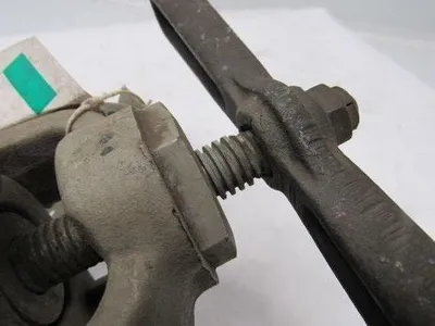 Hancock 7230  2680 Class T-Pattern Loose Backseat Globe Valve 3/8"