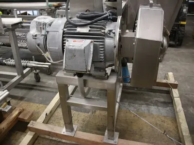 Used URSCHEL Comitrol 2100 Slicers / Dicers / Cutters Illinois US | M&M Equipment Corp. #1377276