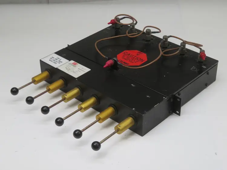 Used _UNKNOWN_ _UNKNOWN_ Electronic Splitters Texas US | Aucto #1480063