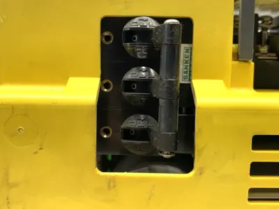 Used FANUC AC Servo Amplifier Unit 3PH 230V 3A Servo Drives Michigan US | Maverick Industrial Sales #1396102
