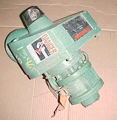 USED LIGHTNIN PORTABLE MIXER XDA-300