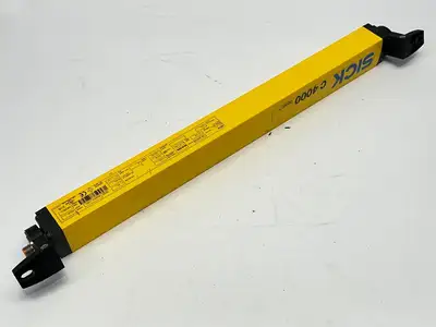 C40E-0403AG300, 1027956 | Sick C40E-0403AG300 Safety Light Curtain Receiver 24VDC 1027956 - Used
