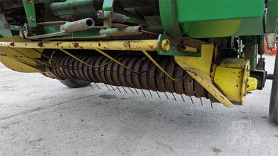 USED JOHN DEERE 375