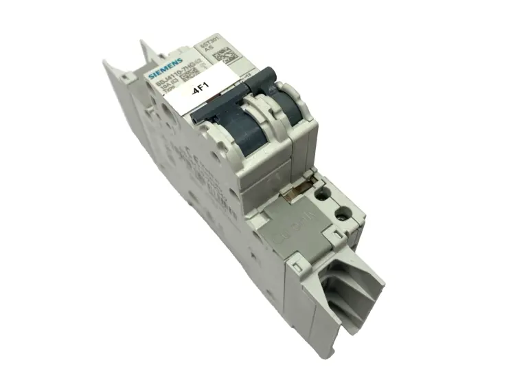 Used SIEMENS CIRCUIT BREAKER 1P 10A W/ 5ST3010 AUXILIARY SWITCH Circuit Breakers | Maverick Industrial Sales #1105994