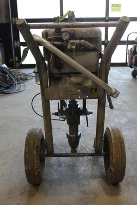 GRACO Xtreme X50 SPRAY PUMP | Levy Recovery Group (5)