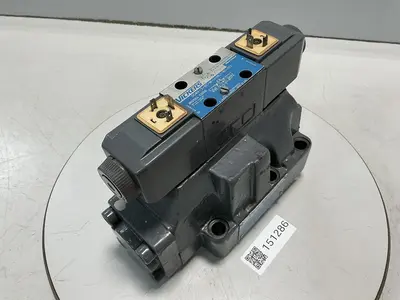 USED VICKERS DG4V-3-6C-M-U-HL7-60-B13