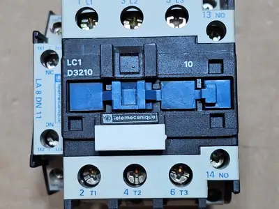Used TELEMECANIQUE LC1D3210 Switchgears British Columbia CA | Lenmark #1438535