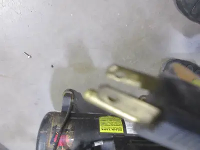 THOMAS ULTRA AIR PAC- AIR COMPRESSOR