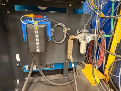 2022 YASKAWA ar2010 Robotic Welders | ListingHippo (19)