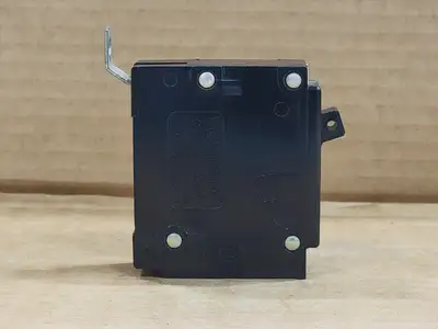20 Amp, 1 Pole, 120/240 Volts Circuit Breaker