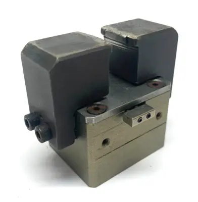 Used Destaco Double Wedge Parallel Grippers High Impact Robot Parts Michigan US | Maverick Industrial Sales #1398300