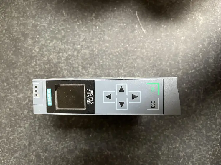 Used SIEMENS 6ES7 513-1FL01-0AB0 SIMATIC S7-1500 Misc Electrical & Power Parts BE | Apt International N.V #363636
