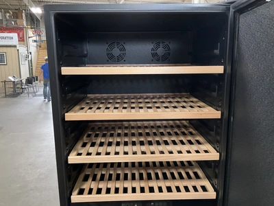 Used VINOTEMP EL-300GFEBRR Bottle Coolers Michigan US | Miedema Asset Management Group #1437314