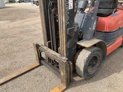 Used TOYOTA 42-6FGU25 Internal Combustion Forklifts: Pneumatic Tire Michigan US | Miedema Asset Management Group #1461582