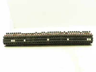 Allen Bradley 1492-GH015 Din Rail 1.5A Circuit Breaker Ser B 250V Lot of 42