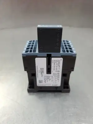 Siemens 3RT20162BB42 SIRIUS Contactor w/3RT29161BB00 Module (LOT OF 3) 4C44