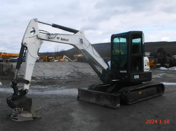 Used 2017 BOBCAT E50 Excavators New York US | Beck Equipment #1506432