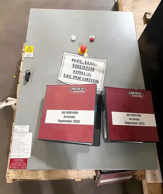 LINCOLN ELECTRIC WELD FUME CONTROL SYSTEM(NEW & NEVER INSTALLED) STOCK # 0888525