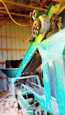 Used REAL TUFF SHAVING BALER WITH BIN Woodworking Complete Operations North Carolina US | CAROLINA MACHINERY SALES #1315422