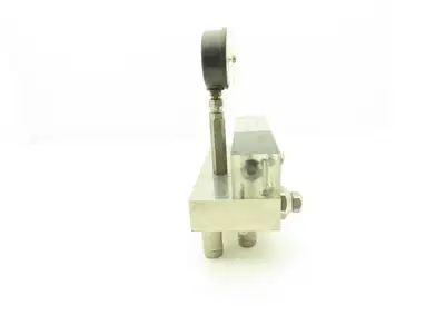 9938 John Crane Safeunit H2O GPM & H2O I/Min 4-Stainless Barbs 3/4" ID