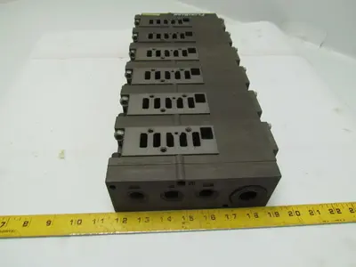 Numatics Flexiblok 005-131B 6 Manifold Blocks w/2 End Caps 1/4" NPTF Mark 15 Ser