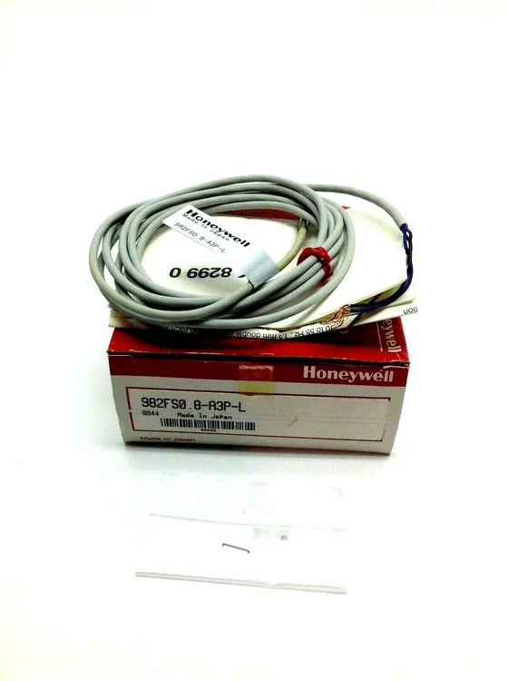 Used HONEYWELL PROXIMITY SWITCH 9944 100MA 10-30VDC Proximity Sensors | Maverick Industrial Sales #1116842