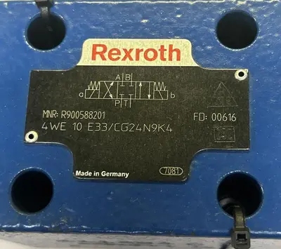 USED REXROTH 4WE10E33/CG24N9K4