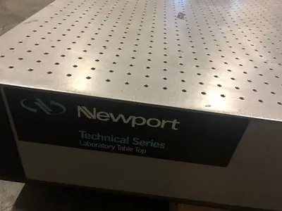 NEWPORT TECHNICAL SERIES LABORATORY TABLE TOP WITH ISOLATION LEGS