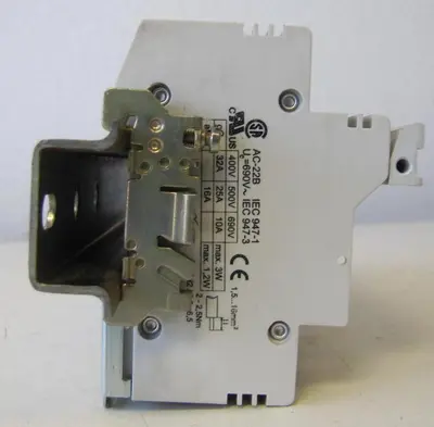 USED SIEMENS 3NW7011